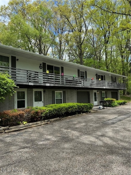 3039 N Turkeyfoot Rd, Akron, OH 44319