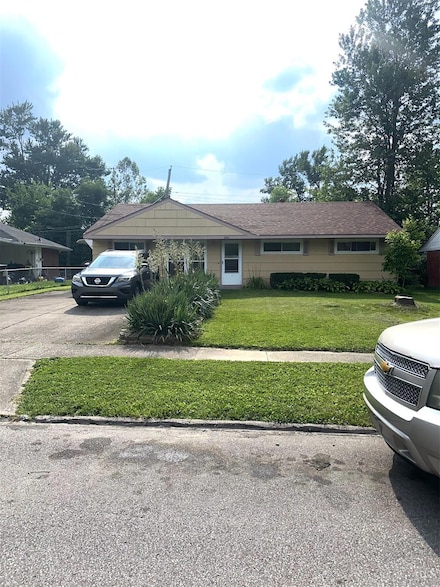 8681 Desoto Dr, Cincinnati, OH 45231