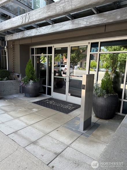 375 Kirkland Ave Unit 215, Kirkland, WA 98033