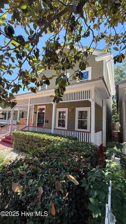 318 S 6th St, Wilmington, NC 28401