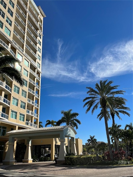 130 Riviera Dunes Way Unit 304, Palmetto, FL 34221