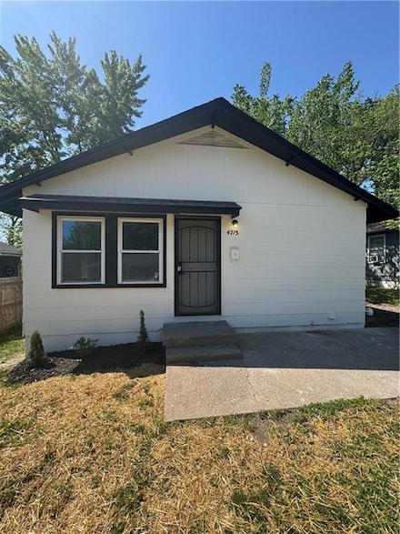 4715 E 45th St, Kansas City, MO 64130