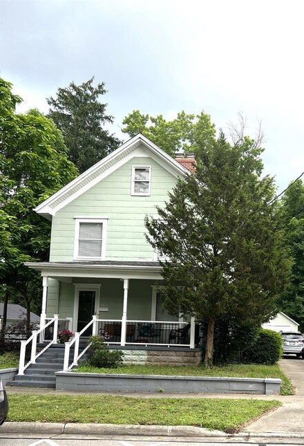 180 Broadway St, Batavia, OH 45103