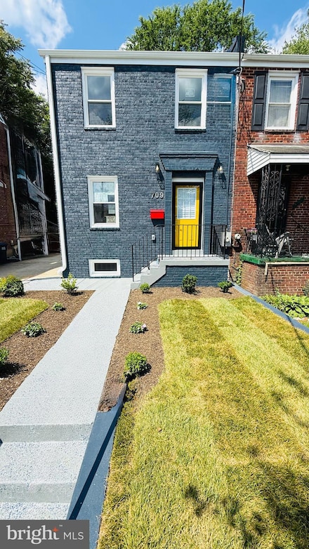 709 Adrian St SE, Washington, DC 20019