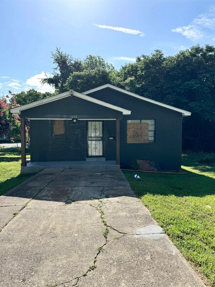 1532 Silver St, Memphis, TN 38106