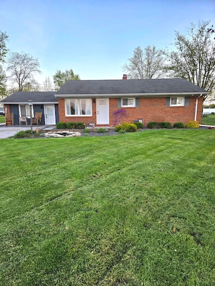 6177 Agerter Rd, Lima, OH 45806