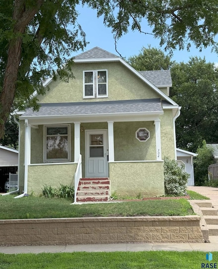 304 N Highland Ave, Sioux Falls, SD 57103