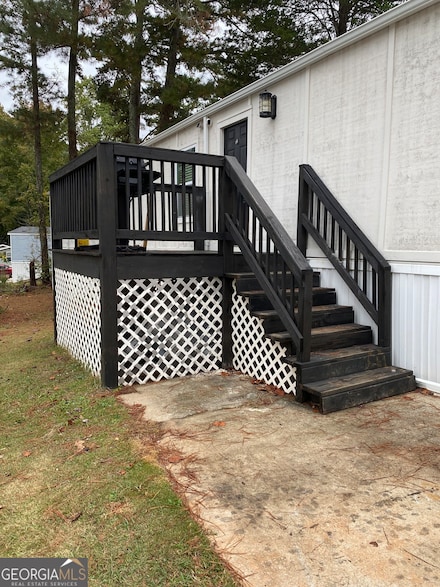 580 Overlook Dr, Stone Mountain, GA 30087