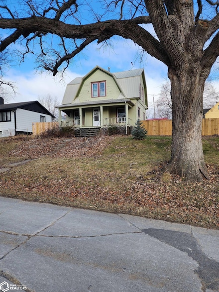 2311 9th Ave E, University Park, IA 52595