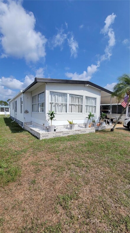 232 La Rosas, North Port, FL 34287