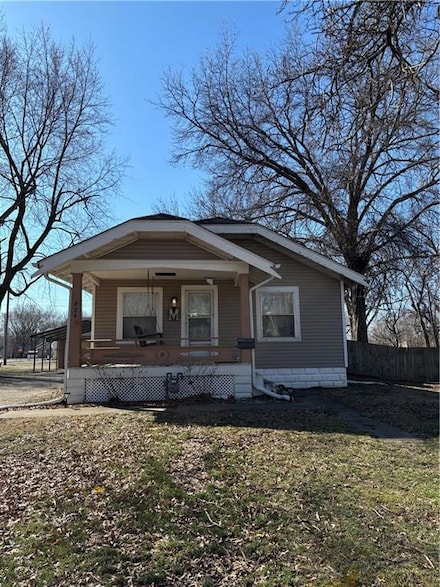 924 E 5th St, Pittsburg, KS 66762