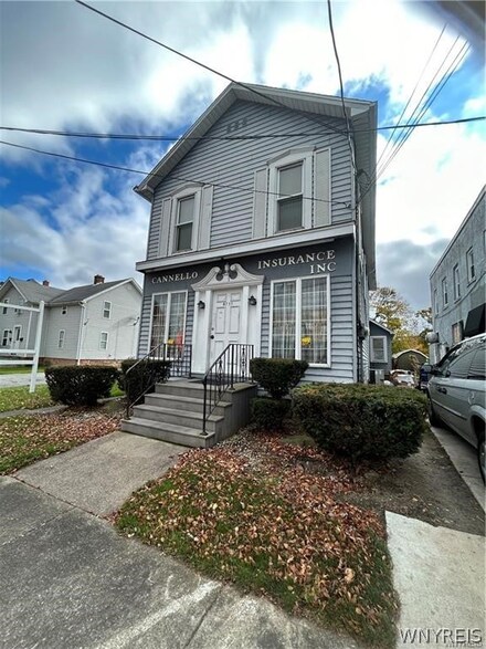 8711 Buffalo Ave, Niagara Falls, NY 14304