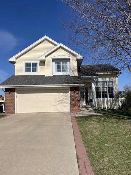 339 Terrace Dr, Waukee, IA 50263