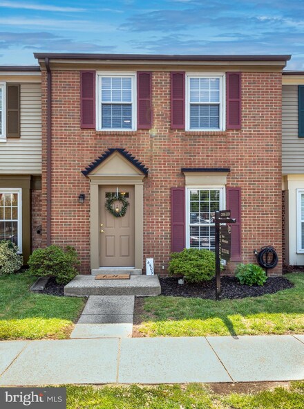 14409 Manassas Gap Ct, Centreville, VA 20120