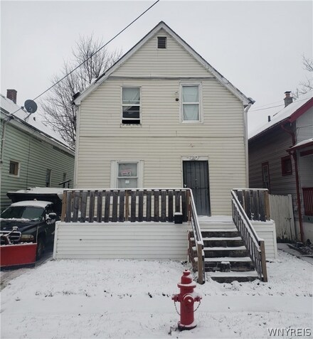 50 Cambridge Ave, Buffalo, NY 14215