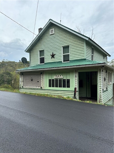 397 Purchase Line Rd, Dixonville, PA 15734