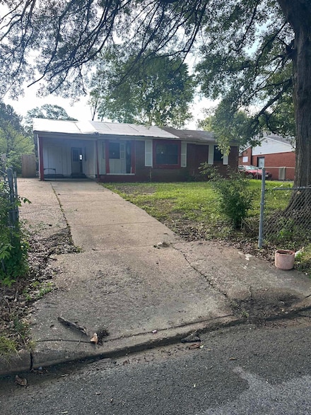 4016 Leech Rd, Memphis, TN 38109