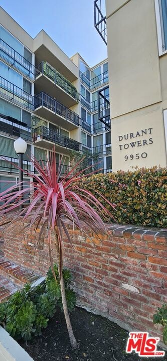 9950 Durant Dr Unit 504, Beverly Hills, CA 90212