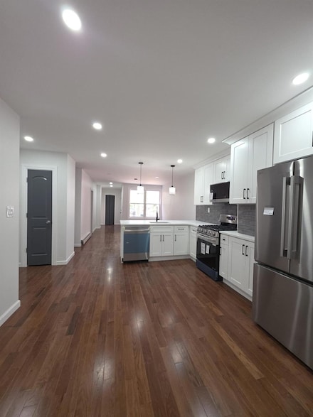 217 E 86th St, Brooklyn, NY 11236