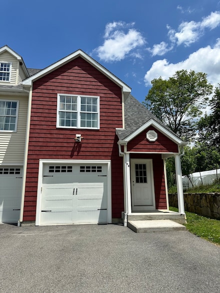 2A B Knollwood Dr, Bethel, CT 06801