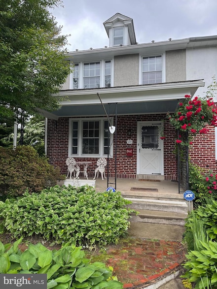 408 Ann St, Reading, PA 19611