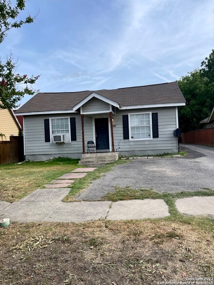 1511 W Ashby Place, San Antonio, TX 78201