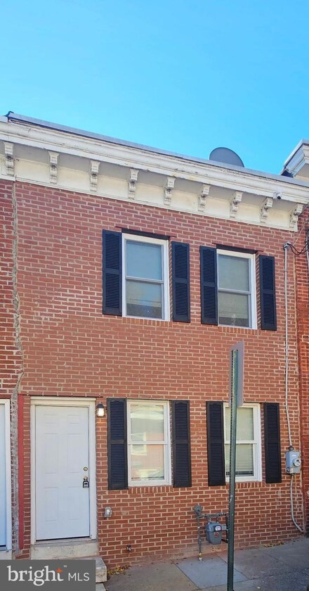 814 W 7th St, Wilmington, DE 19801