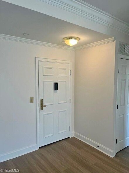 2106 Bermuda Village Dr, Advance, NC 27006