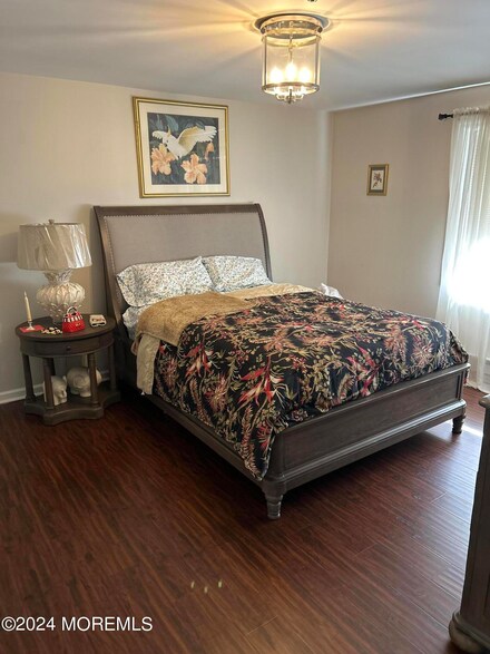 49 Wild Turkey Way Unit E, Manalapan, NJ 07726