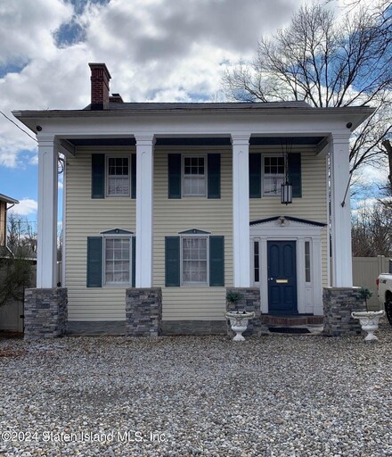 6136 Amboy Rd, Staten Island, NY 10309