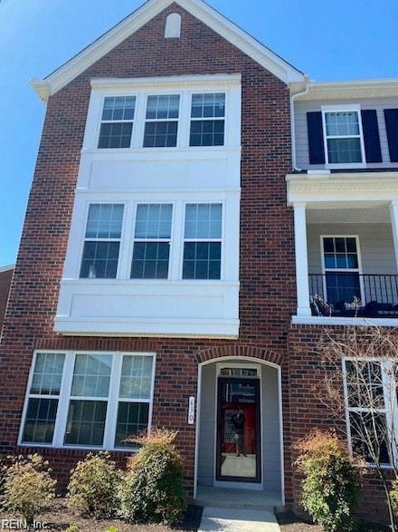 630 Hibiscus St, Newport News, VA 23602