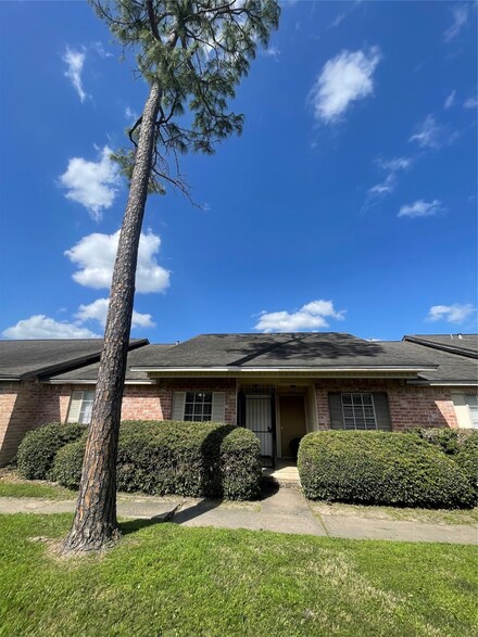 12829 Lima Dr Unit 2829, Houston, TX 77099