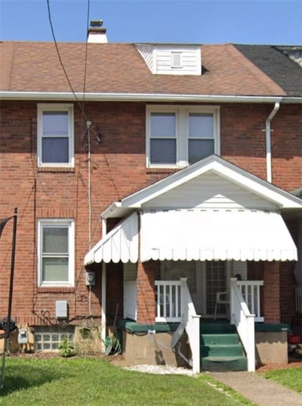 1015 Pennsylvania Ave, Clairton, PA 15025
