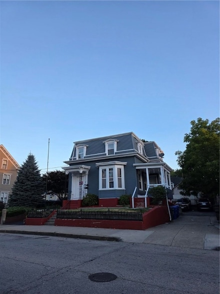 407 Plainfield St, Providence, RI 02909