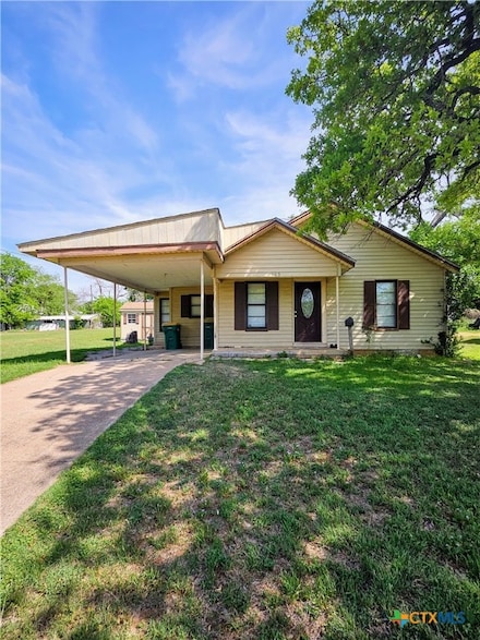 105 & 109 E Leon St, Gatesville, TX 76528