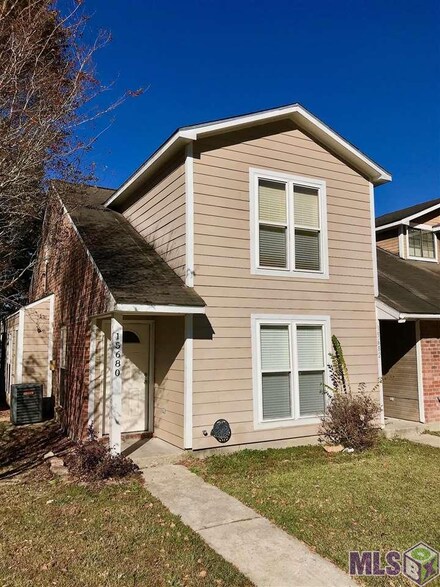 15680 Riverdale Ave E, Baton Rouge, LA 70816