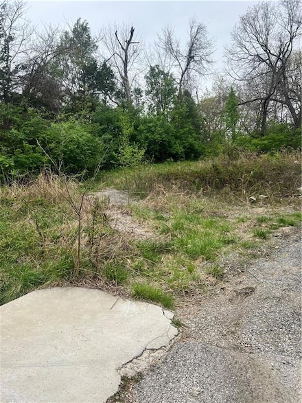 40 A St, Lake Lotawana, MO 64086