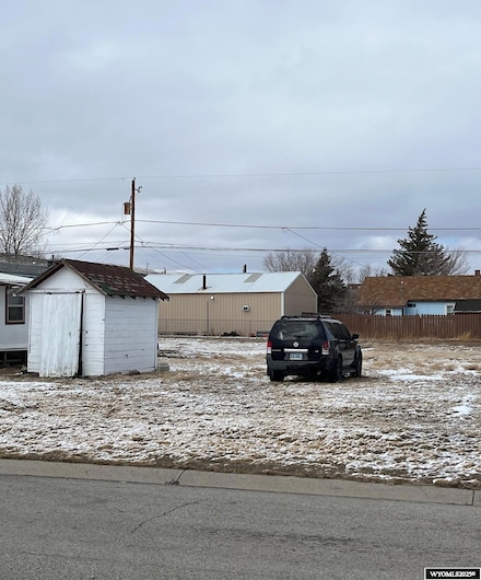309 E Center St, Rawlins, WY 82301