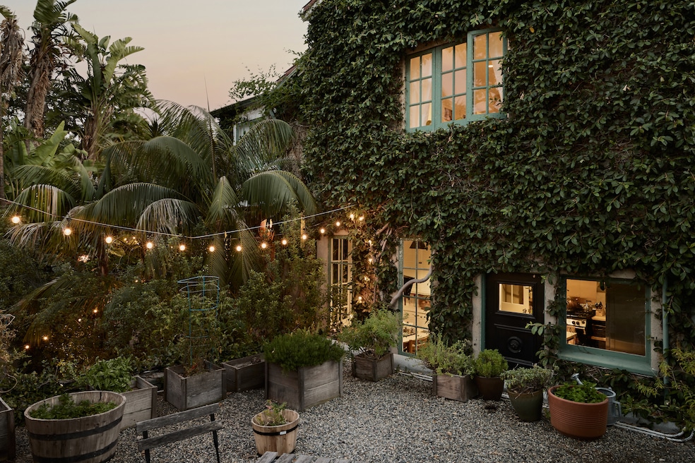 Jacqui Getty's ivy-covered home is a hotspot for spontaneous parties in the Hollywood Hills. (William Myers)