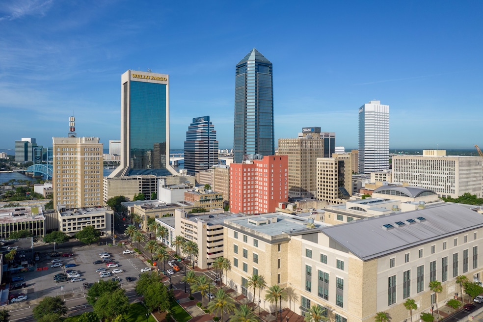 Jacksonville, Florida, launched its Express Lane Permitting program that enables applicants to get expedited reviews for an additional fee. (Gian Lorenzo Ferretti/CoStar)