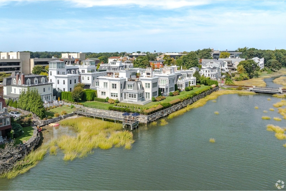 A collection of homes and apartment buildings along the coastline in Greenwich, Connecticut, where home prices have soared. (CoStar)