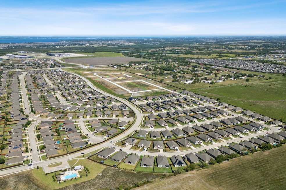 This is an aerial view of a master-planned community in Forney, Texas. Analysts expect new home sales to pick up heading into 2025. (Kindred Homes)