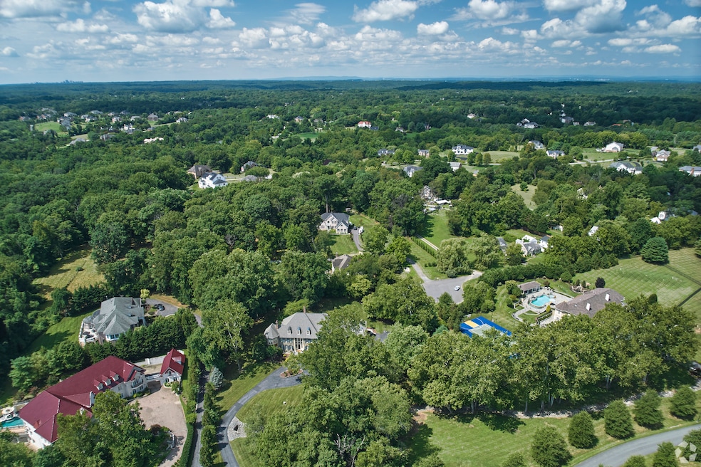 An aerial view of the Carderock residential neighborhood in the Montgomery County community of Potomac, Maryland. (David MacNeill/CoStar)