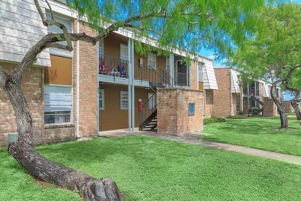 Successfully applying for a rental requires careful budgeting, understanding your credit and gathering the essential elements. (CoStar)