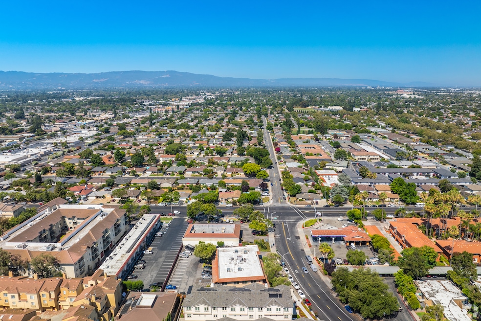 A view of downtown Santa Clara. The new townhouses will be a 15-minute drive from central San Jose. (Michael Chen/Homes.com)