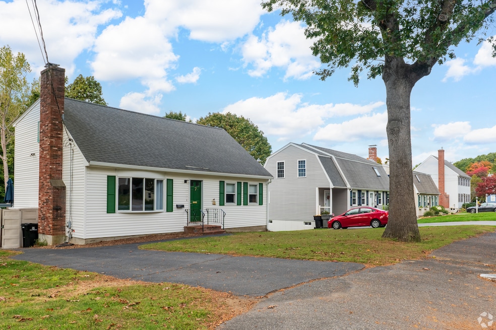 Typical Cape Cod houses in Massachusetts, which the governor says needs 222,000 new homes by 2025. (Jack Lourenco/Homes.com)