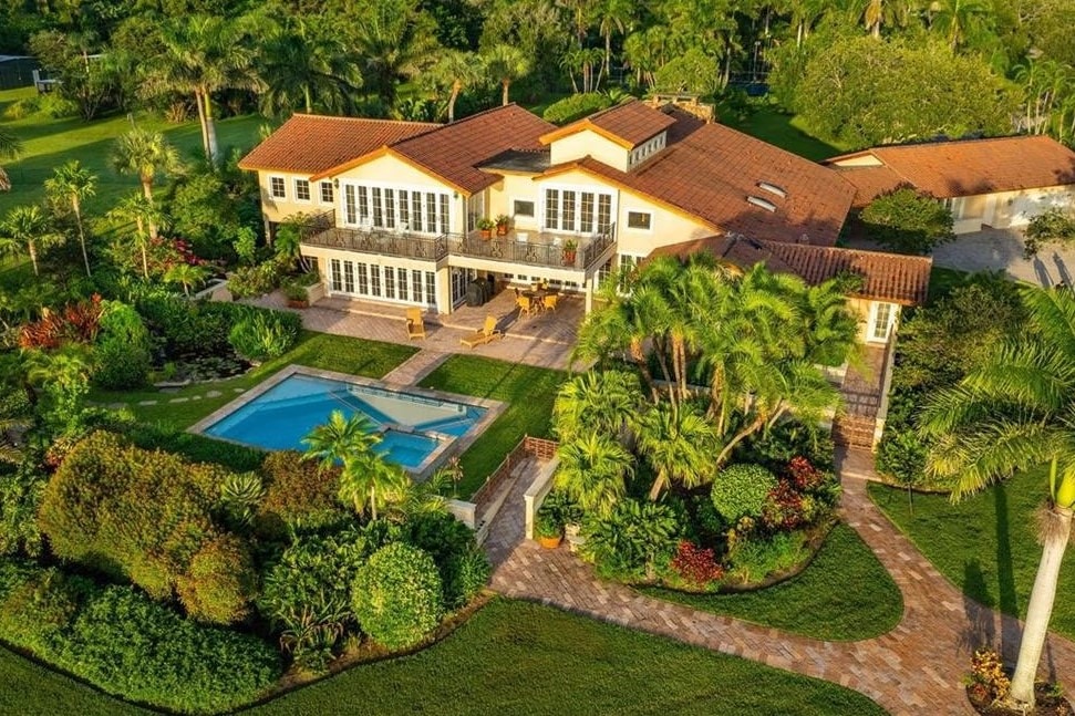 One Sotheby's International Realty last year listed the Martin County home of the late businessman and one-time Miami Dolphins owner H. Wayne Huizenga. (Daniel Petroni/One Sotheby's International Realty)