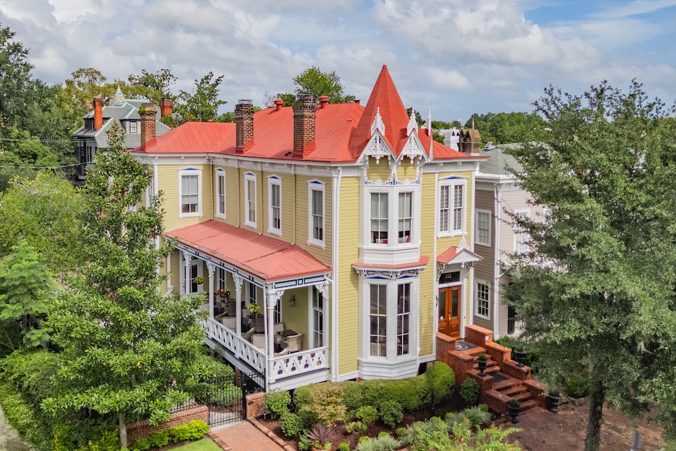 The listing at 222 E Gwinnett St. in Savannah, Georgia, was built in 1884. (Voyage Creative)