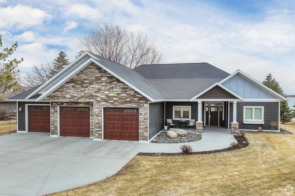 A new home in Bemidji, Minnesota. The National Association of Home Builders’ monthly survey gauging homebuilder confidence in new home sales hit a two-year low in June. (Jeff Karels/CoStar)