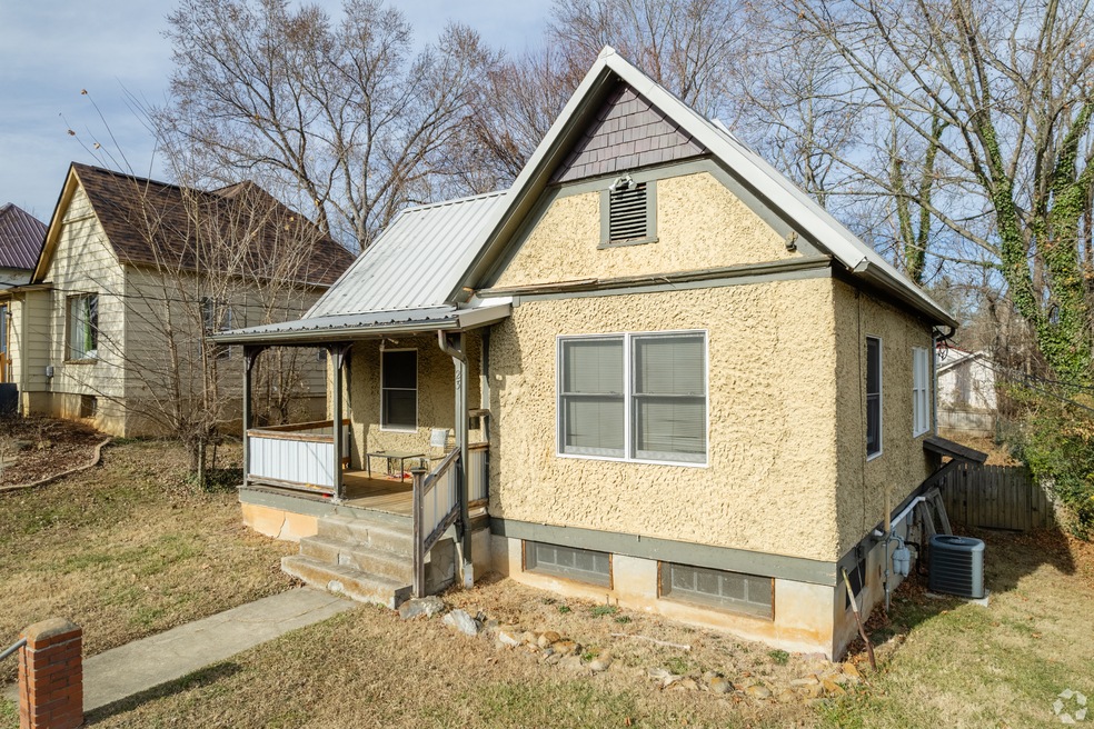 Small bungalows are common in Asheville's Southside neighborhood, one of five "legacy" areas where the city is trying to guard against displacement. (Viktor Zagorevskiy/Homes.com)